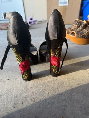 Chinese Laundry Black Satin Block Heels with Red Rose Embroidery